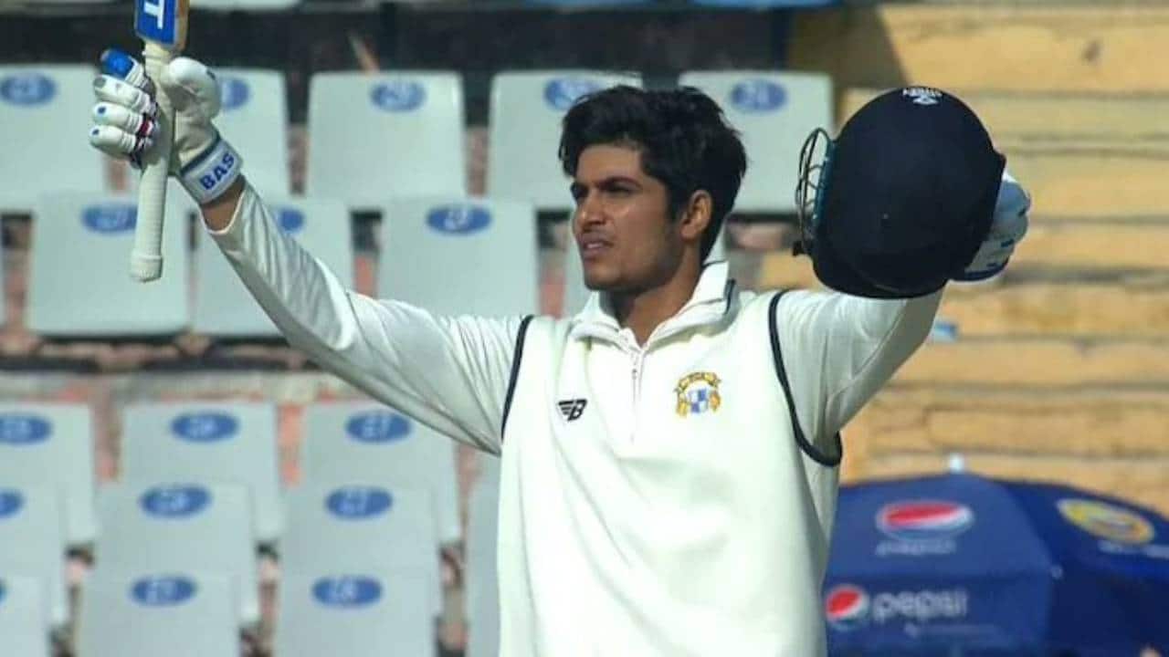 Gill scoring a century in Ranji Trophy