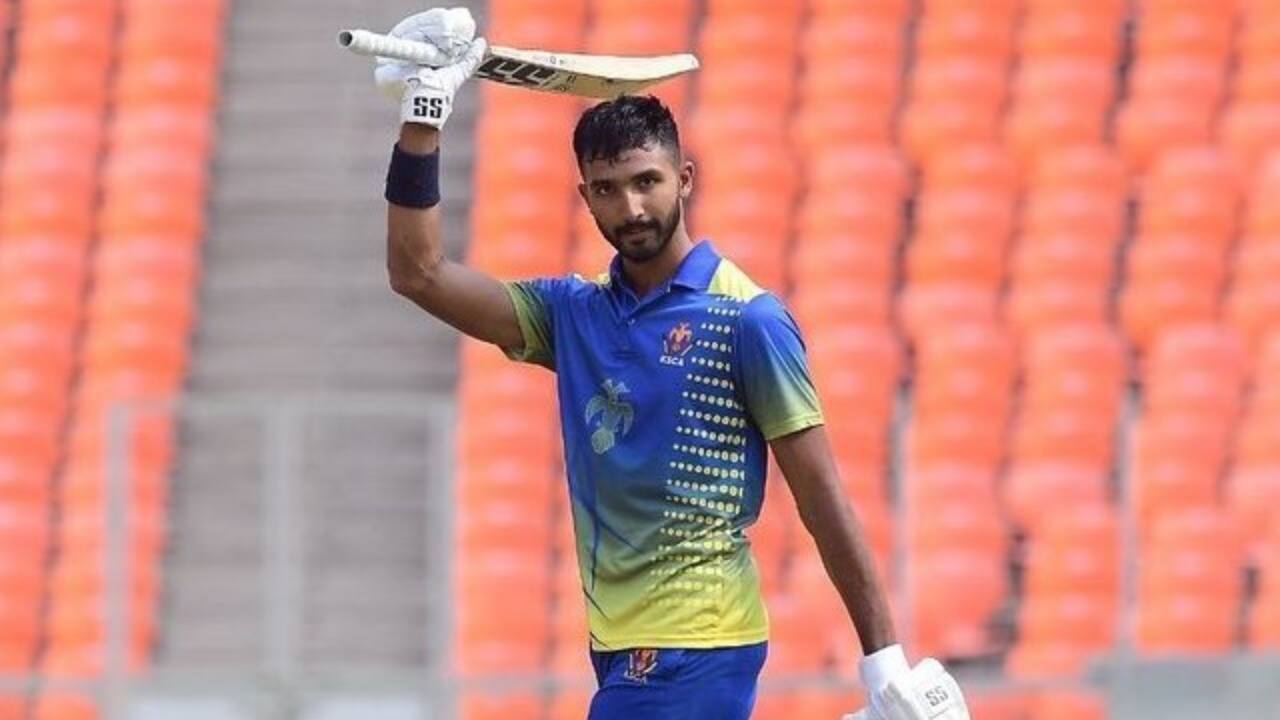 Devdutt paddikal
