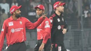Tamim iqbal fight with alex hales after lost match in bangladesh premier league