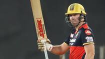 most runs in death overs in ipl history ms dhoni dinesh Karthik