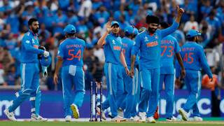 Indian team lift the Champions Trophy 2025 title as they beat New Zealand by 4 wickets