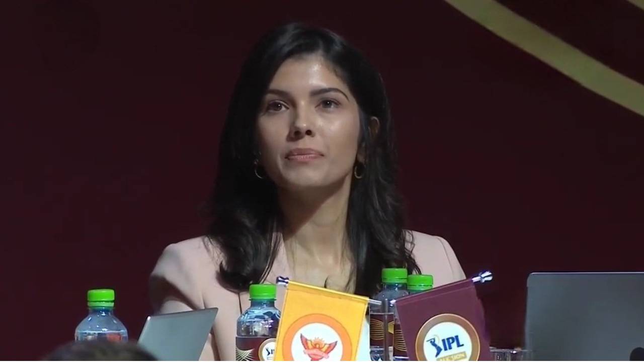 Kavya Maran suffers MASSIVE loss, 14 crores of SRH owner down the drain, star cricketer has almost ruined her, his name is…