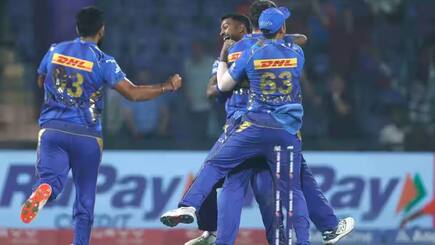 Mumbai Indians run out hattrick give memorable win against delhi capitals ipl 2025 Video viral
