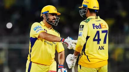 Chennai Super kings Beat Kolkata Knight riders by 2 wickets noor ahmed and dewald brevis shine