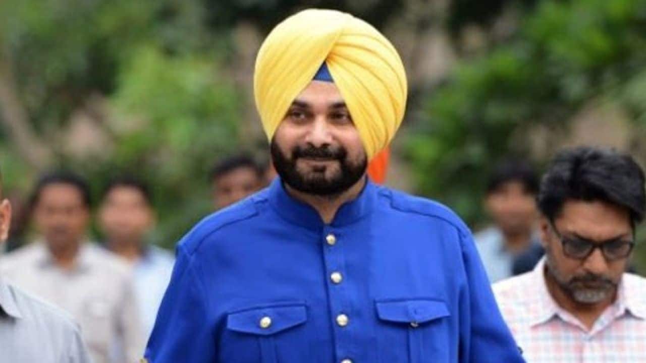 Navjot Singh Sidhu Navjot Singh Sidhu THROWN out of IPL 2025? Star cricketer reveals the truth