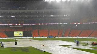 Rain causes delay in the start of IPL Qualifier 2 between Mumbai Indians and Punjab Kings