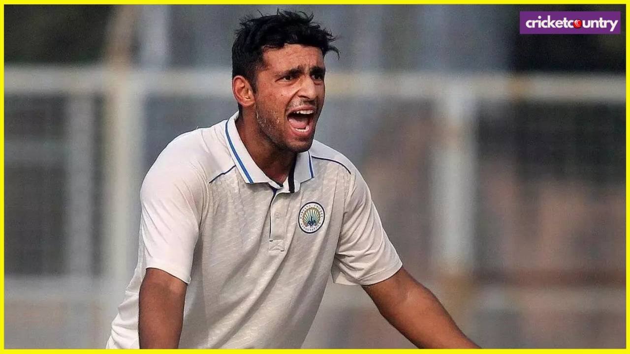 Anshul Kamboj Bowling