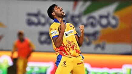 Hubli Tigers Beat Manglore dragons in maharaja trophy final