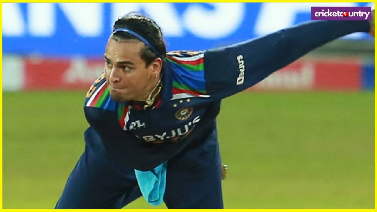 Rahul chahar Bowling