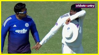 Following Rishabh Pant, another Indian star now injured! Leaves the field in pain during Test vs South Africa A