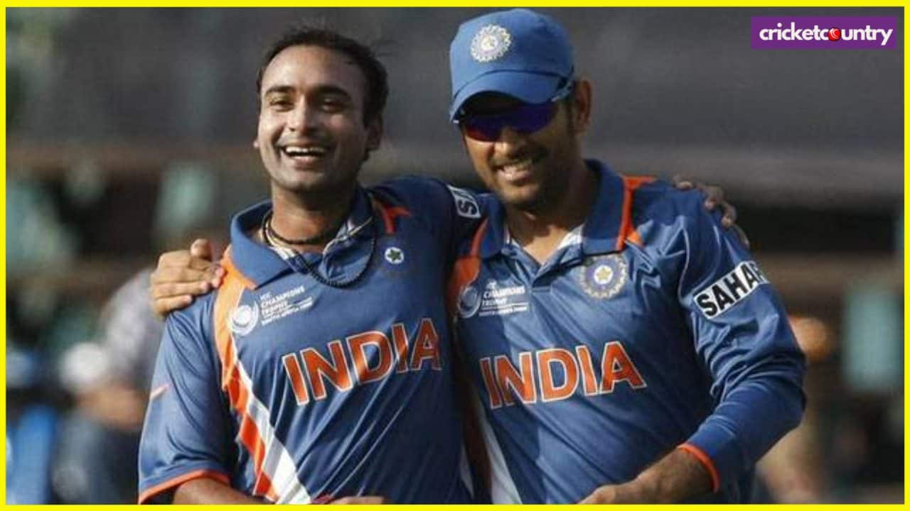 Amit-Mishra-MS-Dhoni