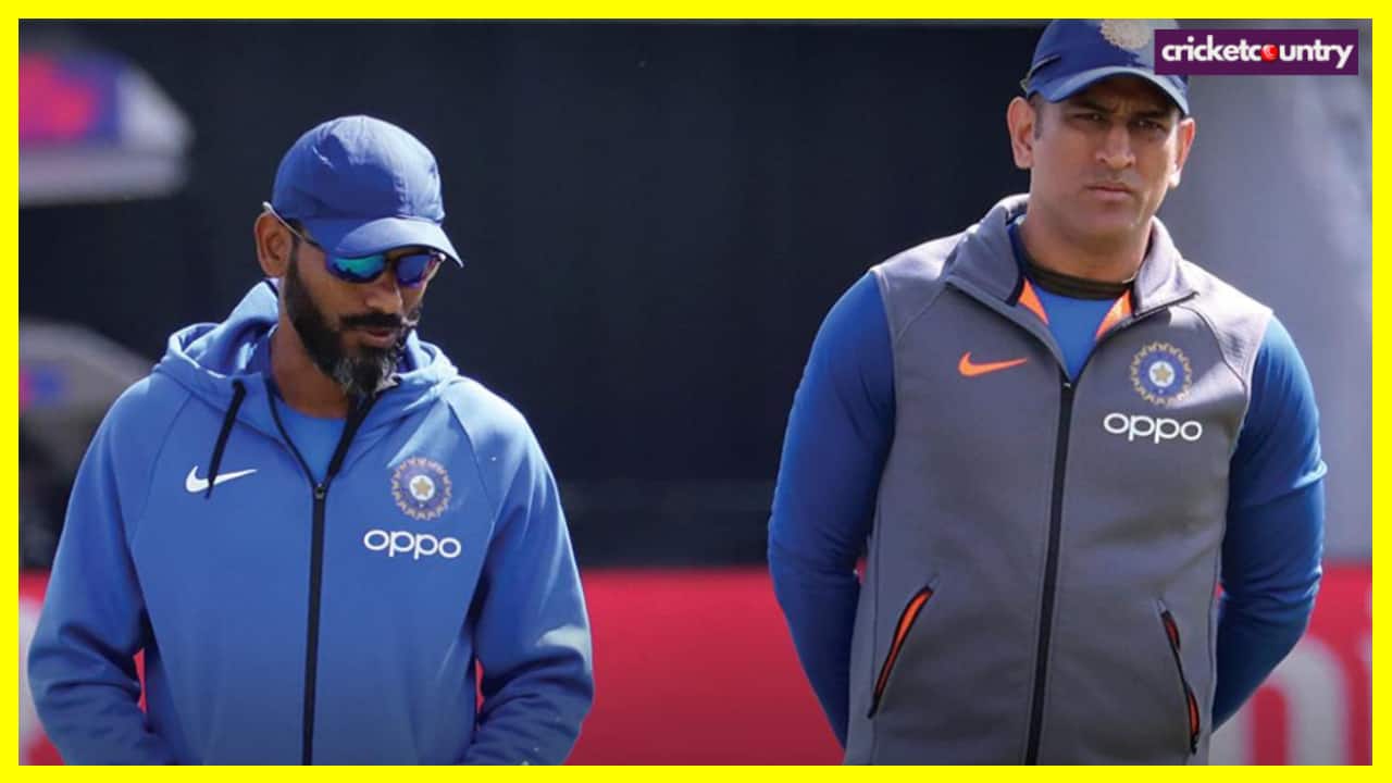 Ms Dhoni and R Sridhar