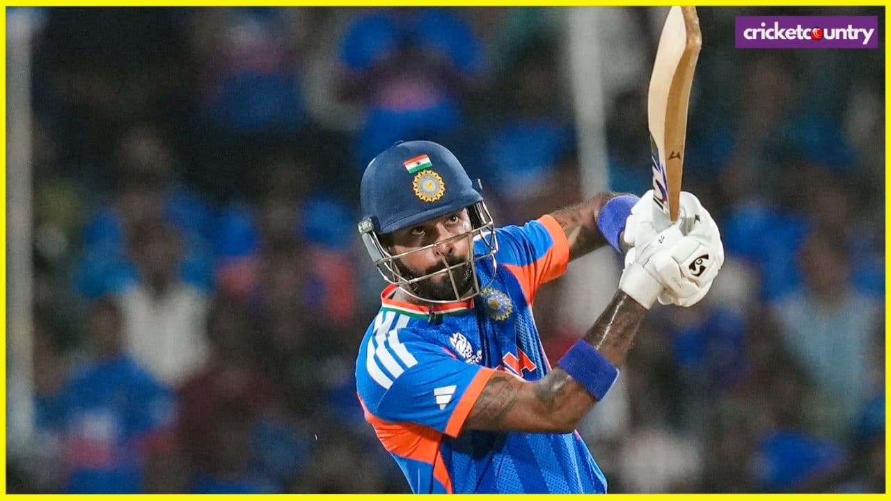 Hardik Pandya Six Against Zimbabwe