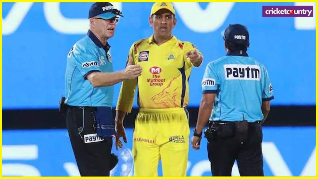MS Dhoni umpire clash