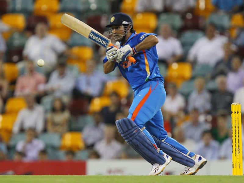 Losing early wickets pegged us back, said MS Dhoni 