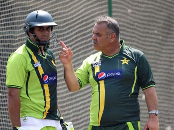Dav Whatmore overviewing Pakistan team revamp Dav Whatmore overviewing Pakistan team revamp