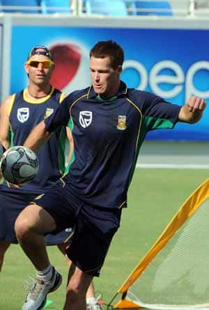 IPL 2012: Happy to fill in Dale Steyn's shoes, says Juan Theron