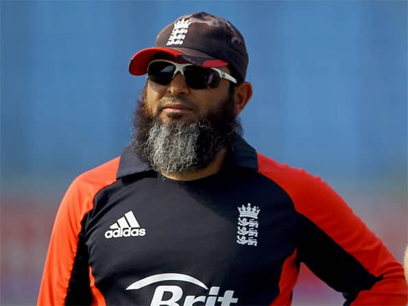 Mushtaq Ahmed a top candidate for Pakistan bowling coach job
