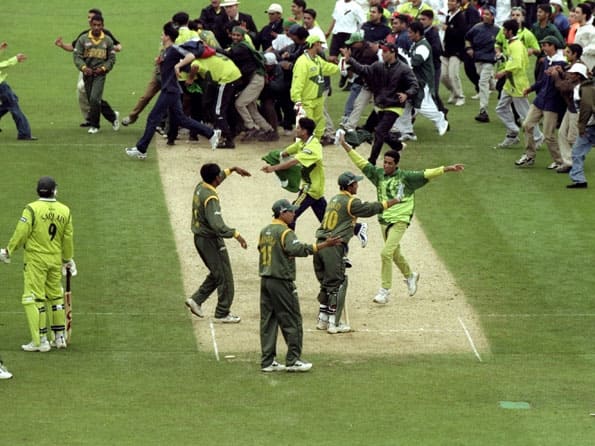 Bangla Tigers maul Pakistan