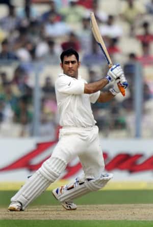 Dhoni, Laxman take India past 600 against West Indies Dhoni, Laxman take India past 600 against West Indies