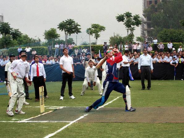 IPL 2012: Sachin Tendulkar a magnificent player, says Kevin Pietersen IPL 2012: Sachin Tendulkar a magnificent player, says Kevin Pietersen