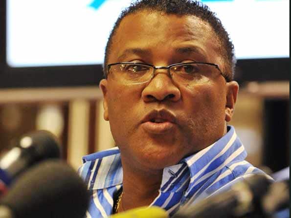 CSA appoint new chairman for Gerald Majola disciplinary hearing CSA appoint new chairman for Gerald Majola disciplinary hearing