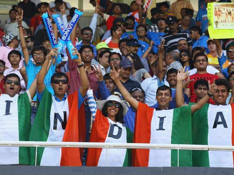 Yuvi urge fans to inspire India