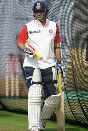 Strauss says it will be tough for Sehwag to lift India's spirit Strauss says it will be tough for Sehwag to lift India's spirit