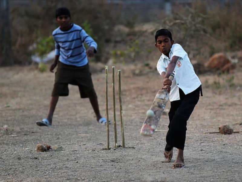 UK's club offers Scholarship to poor Indian cricketers