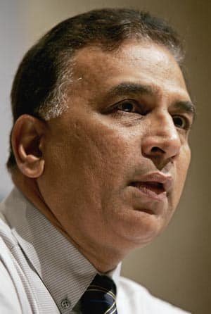 BCCI-Modi feud costs Gavaskar crores BCCI-Modi feud costs Gavaskar crores