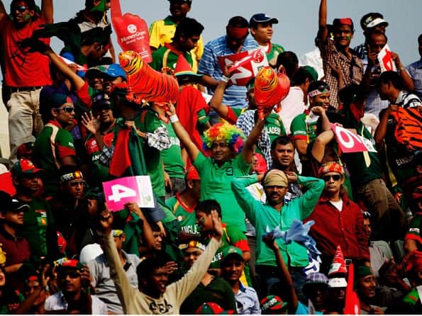 Angry Bangladeshi fans attack West Indies players