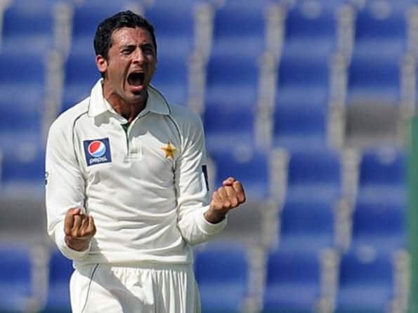 Junaid Khan's five-for reduces Sri Lanka to 197 on day one Junaid Khan's five-for reduces Sri Lanka to 197 on day one
