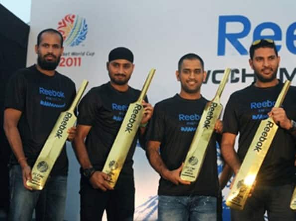 Naleving van Wordt erger Frank Worthley Reebok felicitates the World Cup winners - Cricket Country