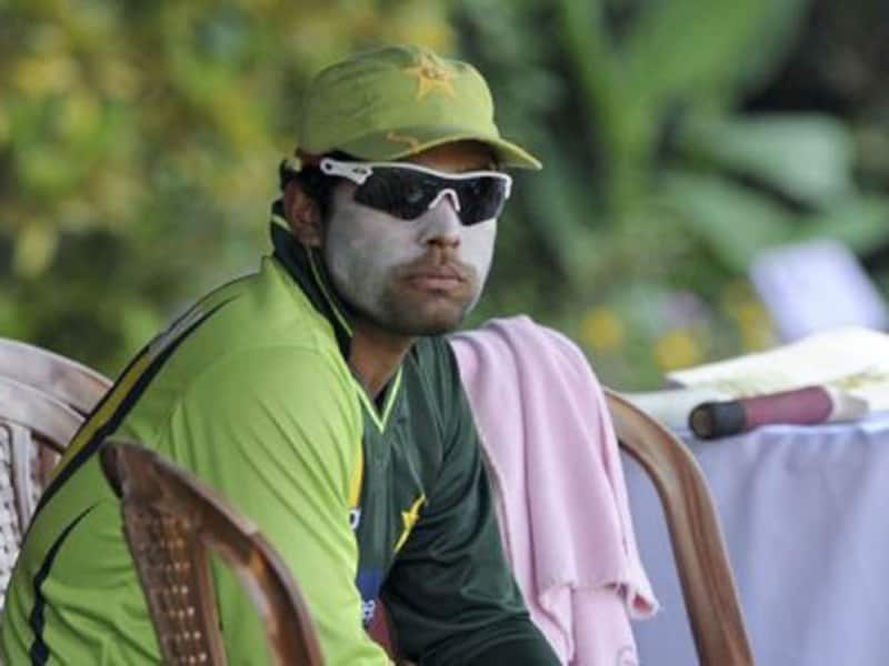 Umar is not faking injury, insists Intikhab 