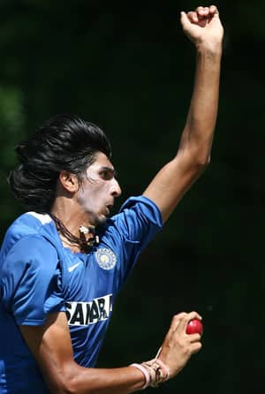 Ishant credits Zaheer for improvement in bowling 