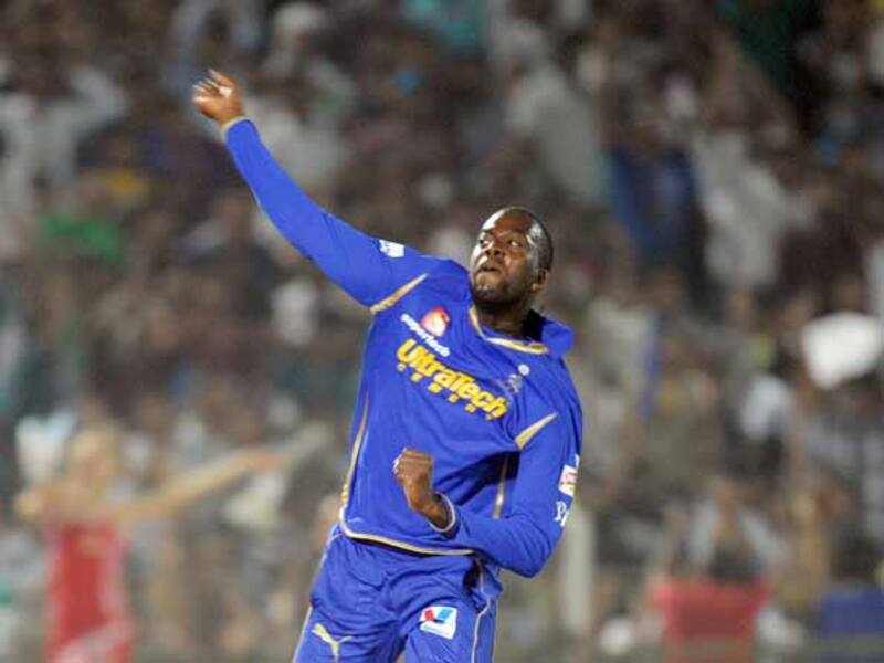 IPL 2012: Rajasthan Royals' Kevon Cooper cried after being ruled out due to injury 