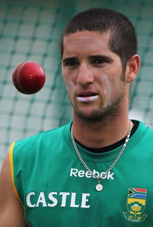 South Africa's paceman Parnell converts to Islam