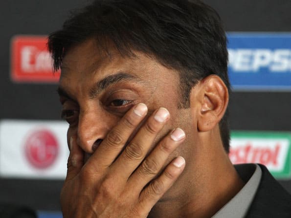 Shoaib Akhtar involved in car accident Shoaib Akhtar involved in car accident