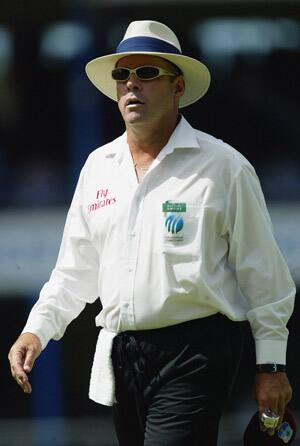  Dhoni tried to intimidate me: Harper