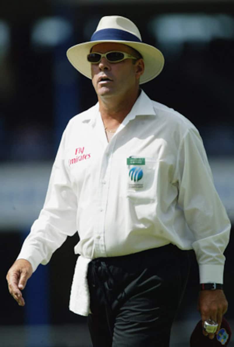  Dhoni tried to intimidate me: Harper
