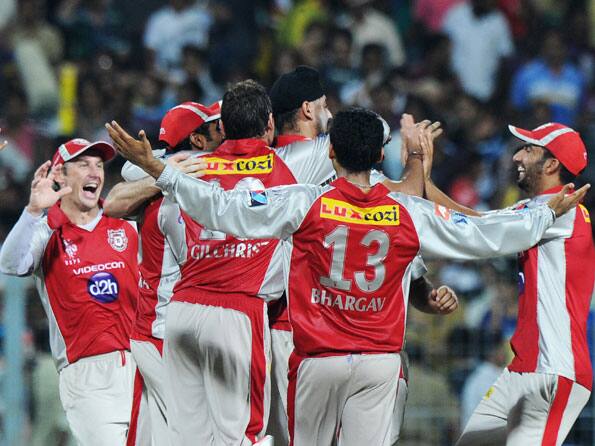 IPL 2012: Adam Gilchrist lavishes praise on Kings XI Punjab fielding IPL 2012: Adam Gilchrist lavishes praise on Kings XI Punjab fielding