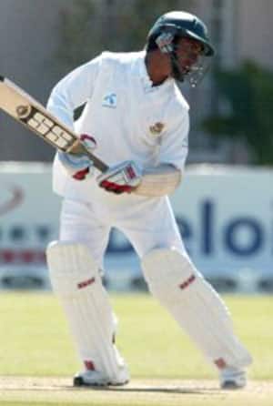 Ashraful half-century helps Bangladesh hold steady