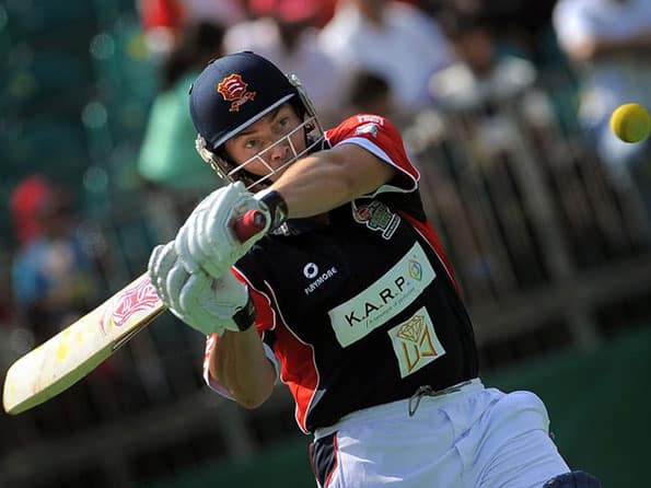 Napier equals Symonds' six-hitting record against Surrey Napier equals Symonds' six-hitting record against Surrey