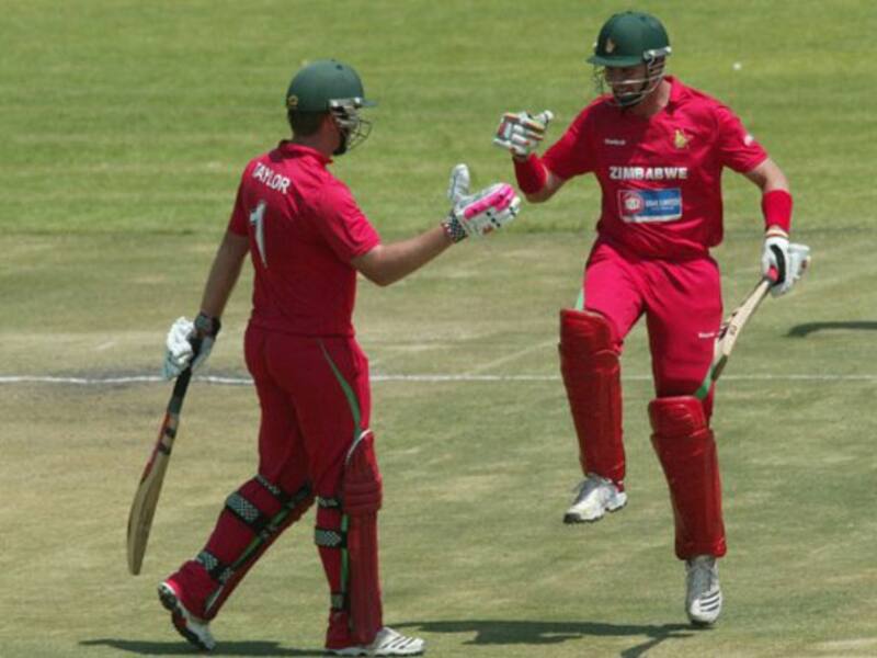 Brendan Taylor century fires Zimbabwe to 259  