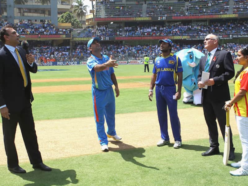 Sri Lanka win toss, opt to bat against India 