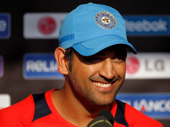 Zaheer and Ishant will hopefully be available for selection: Dhoni  