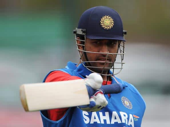 MS Dhoni, Ranbir Kapoor in soft drink commercial for ICC World T20 MS Dhoni, Ranbir Kapoor in soft drink commercial for ICC World T20