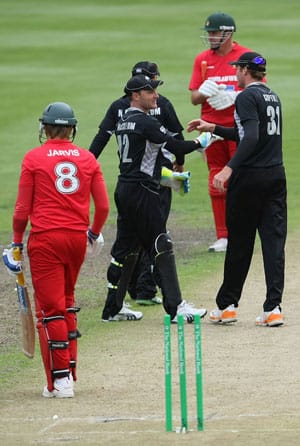New Zealand beat Zimbabwe by 90 runs in first ODI at Dunedin