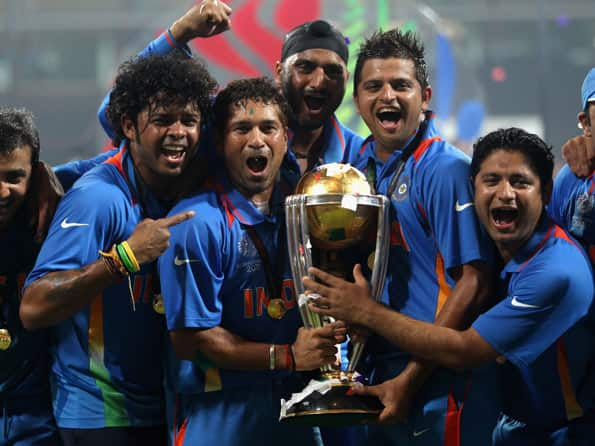 Dhoni leads India to World Cup glory - Cricket Country