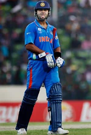 Mahendra Singh Dhoni asks Virat Kohli to work on his attitude Mahendra Singh Dhoni asks Virat Kohli to work on his attitude